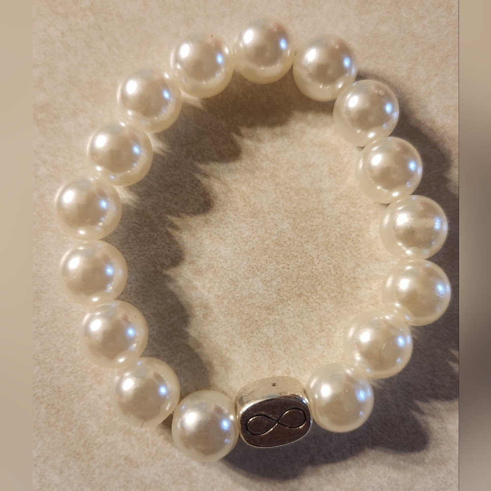 Infinity Beaded Pearl Bracelet